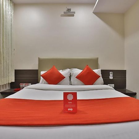 New Rajdhani Hotel วาโดดารา ภายนอก รูปภาพ
