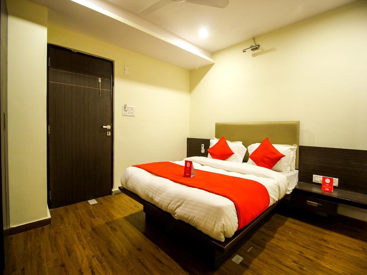 New Rajdhani Hotel วาโดดารา ภายนอก รูปภาพ