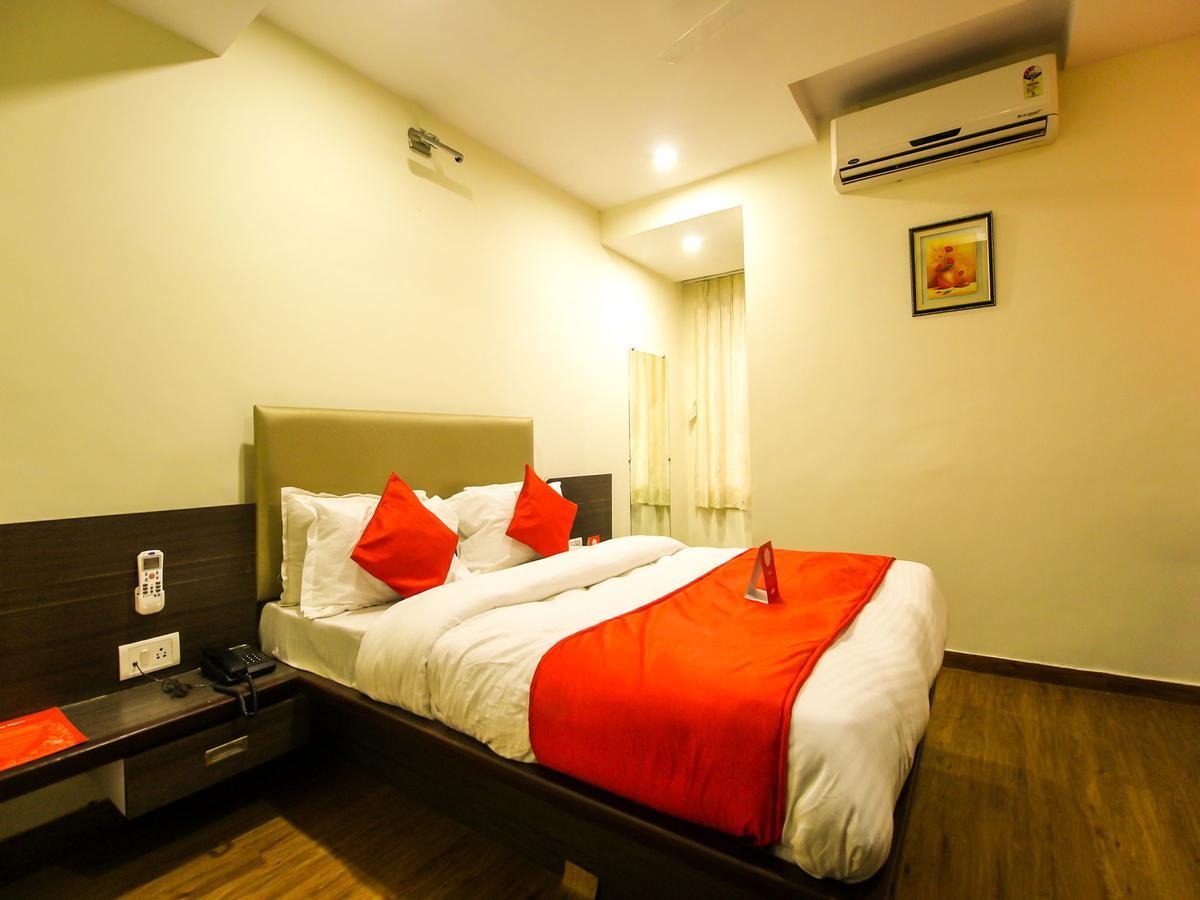 New Rajdhani Hotel วาโดดารา ภายนอก รูปภาพ