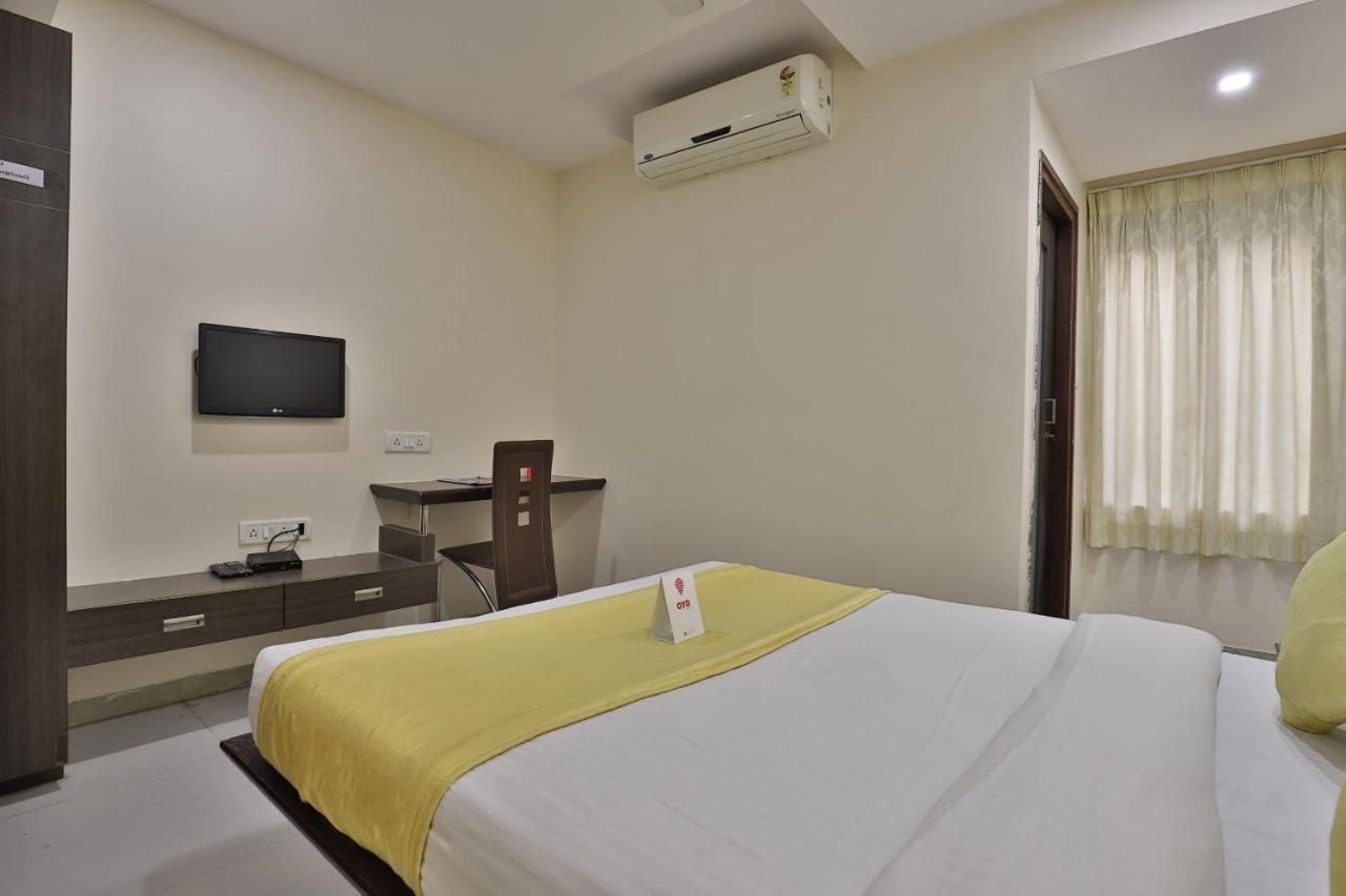 New Rajdhani Hotel วาโดดารา ภายนอก รูปภาพ